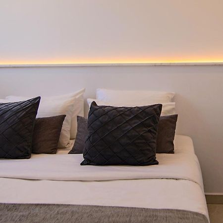 Апартаменты Phaedrus Living - Seaside Executive Flat Harbour 207 Пафос Экстерьер фото