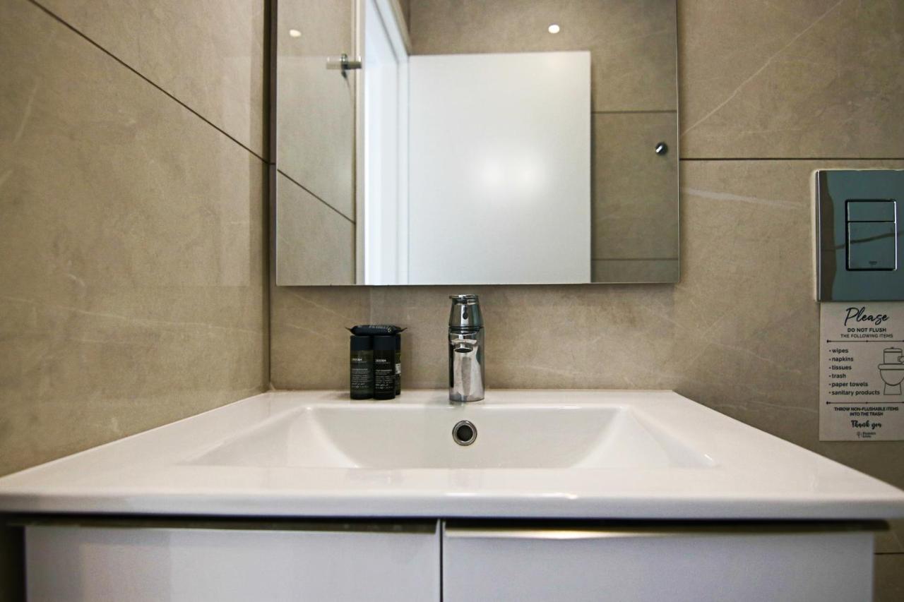 Апартаменты Phaedrus Living - Seaside Executive Flat Harbour 207 Пафос Экстерьер фото